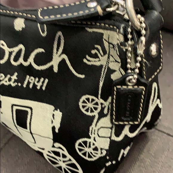 Authentic Coach. - Picture 3 of 7